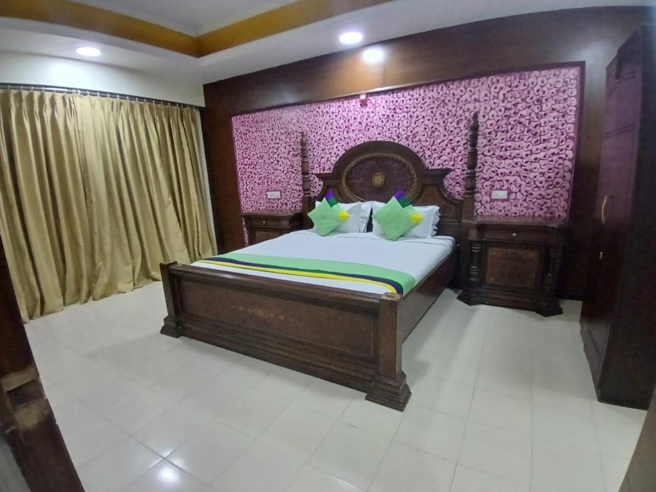 Blossom Rooms Hotel Vashishtha - Free Lunch Or Dinner- Free Breakfast Хидерабад Екстериор снимка